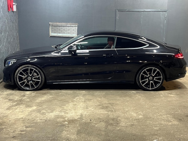 Used Mercedes-Benz C-Class 2019 for sale - 76122633: Photo 4