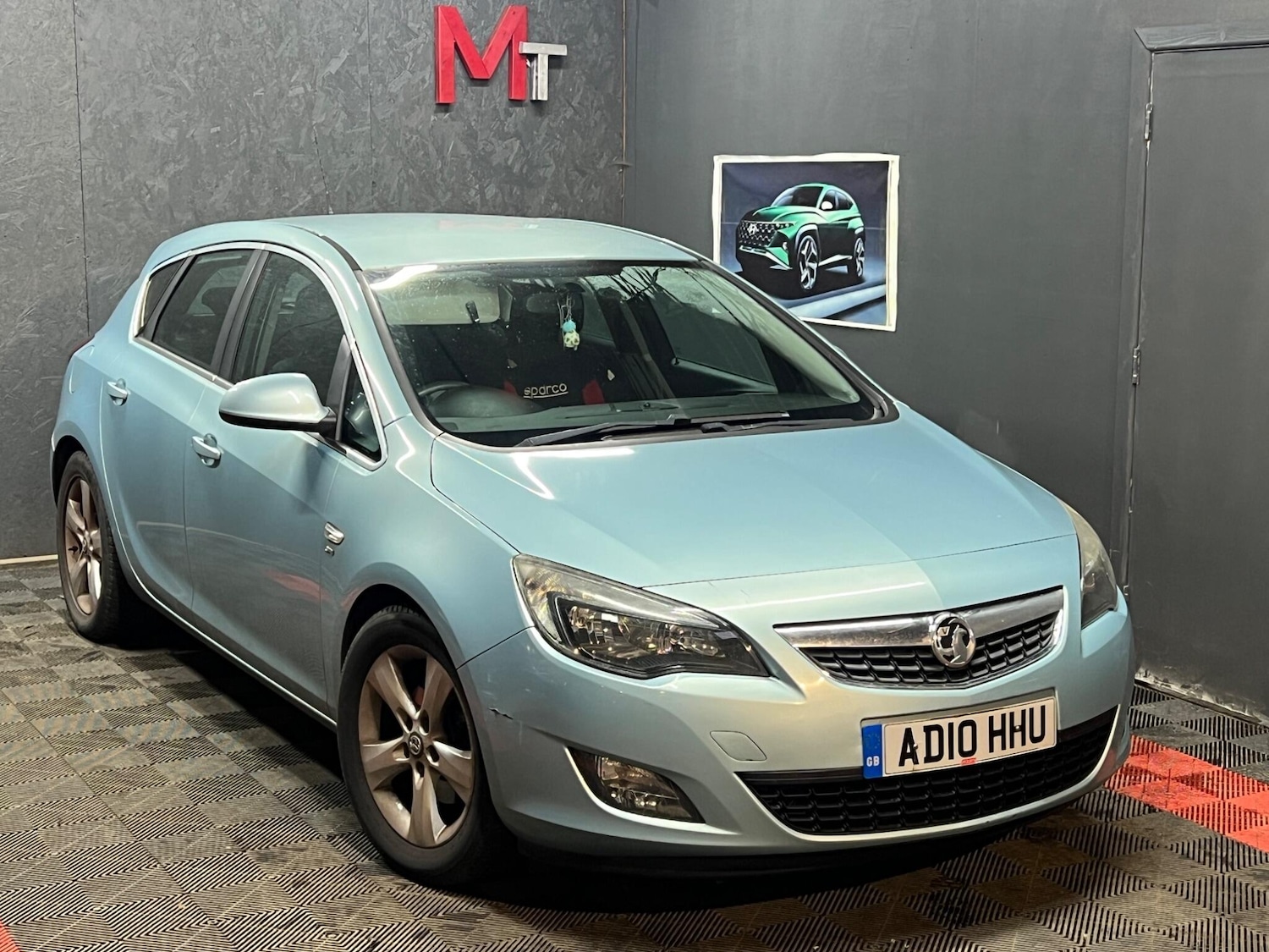 Used Vauxhall Astra 2010 for sale - 77633252: Photo 3