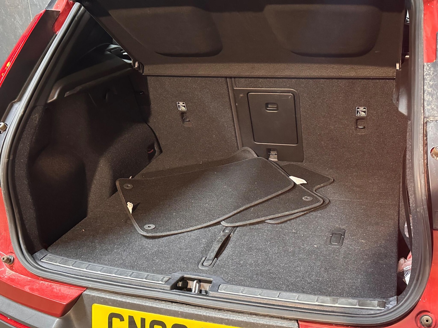 Used Volvo XC40 for sale - 77238354: Photo 16