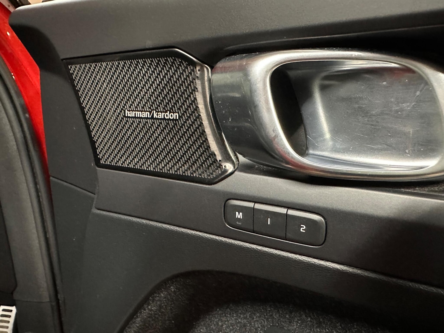 Used Volvo XC40 for sale - 77238354: Photo 27