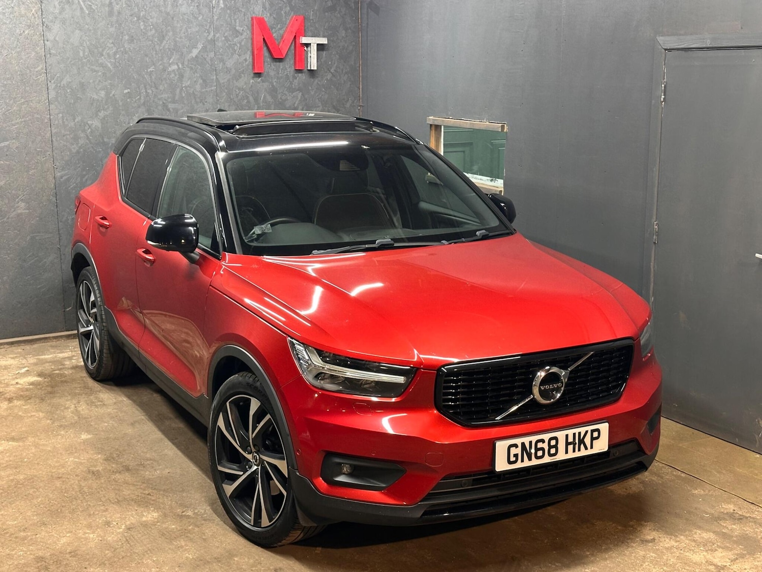 Used Volvo XC40 for sale - 77238354: Photo 8