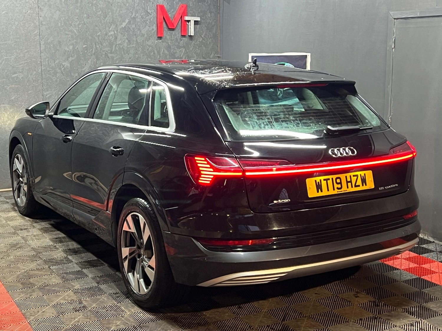 Used Audi e-tron 2019 for sale - 77496962: Photo 10