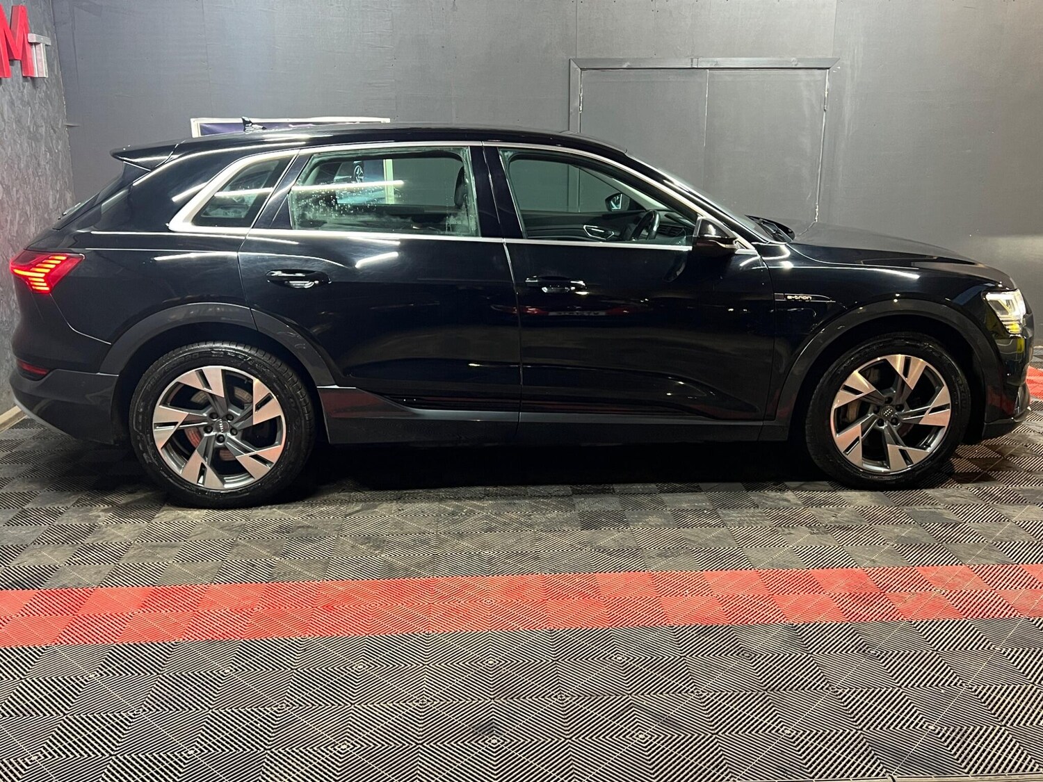 Used Audi e-tron 2019 for sale - 77496962: Photo 16