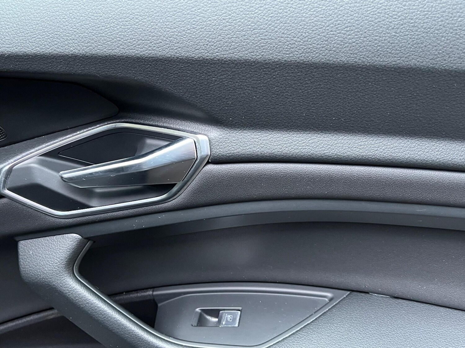 Used Audi e-tron 2019 for sale - 77496962: Photo 34