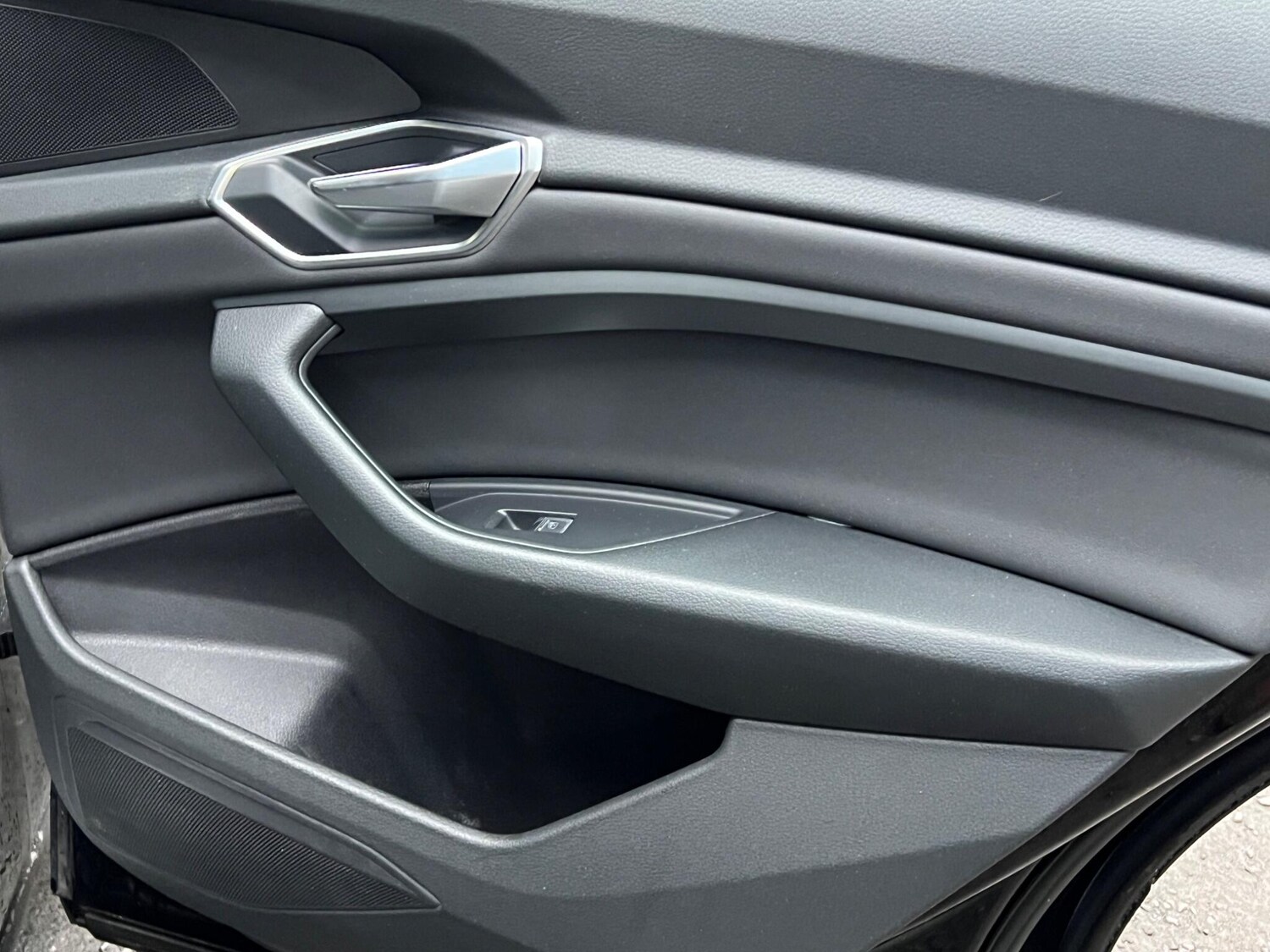 Used Audi e-tron 2019 for sale - 77496962: Photo 35