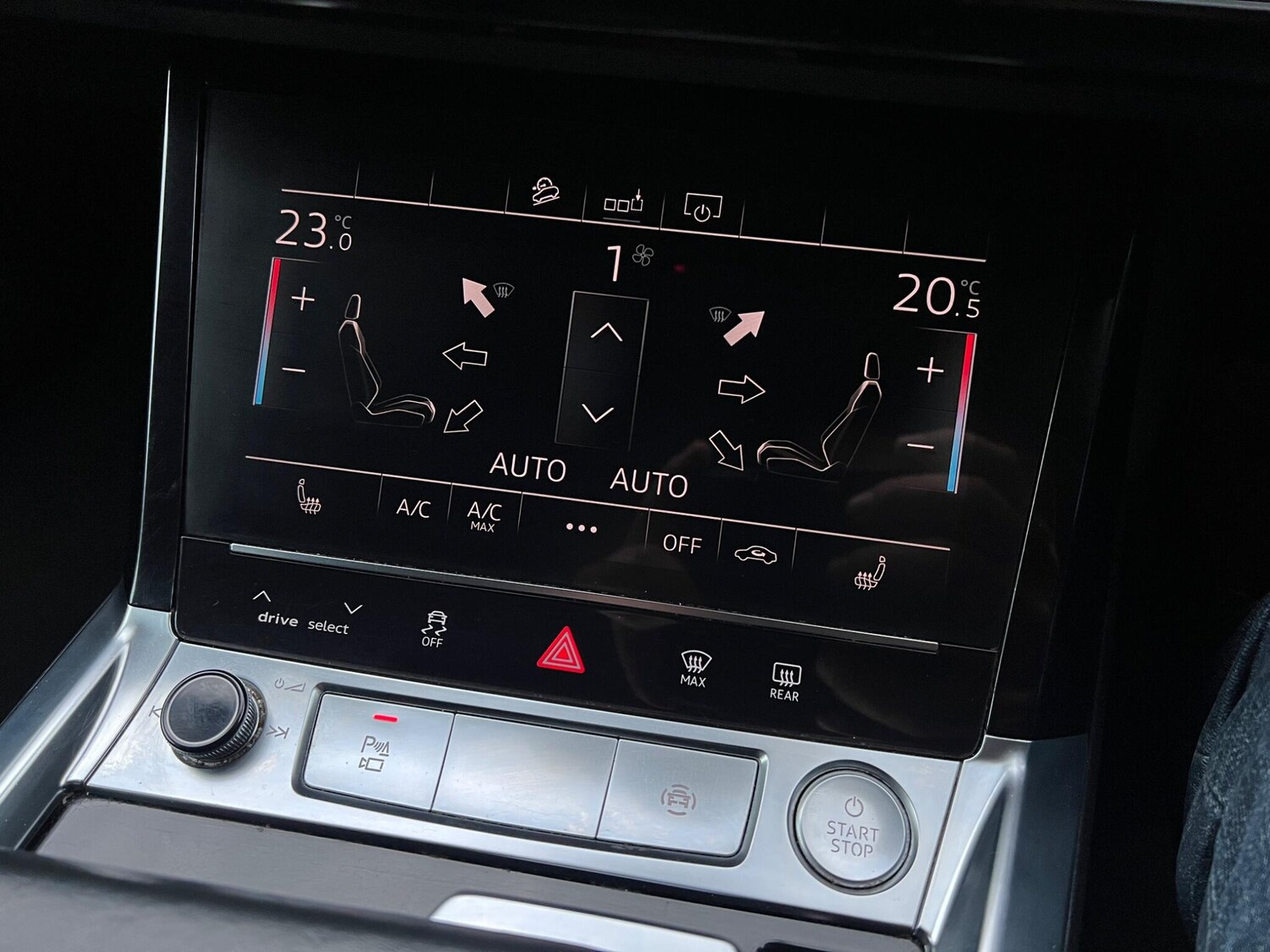 Used Audi e-tron 2019 for sale - 77496962: Photo 43