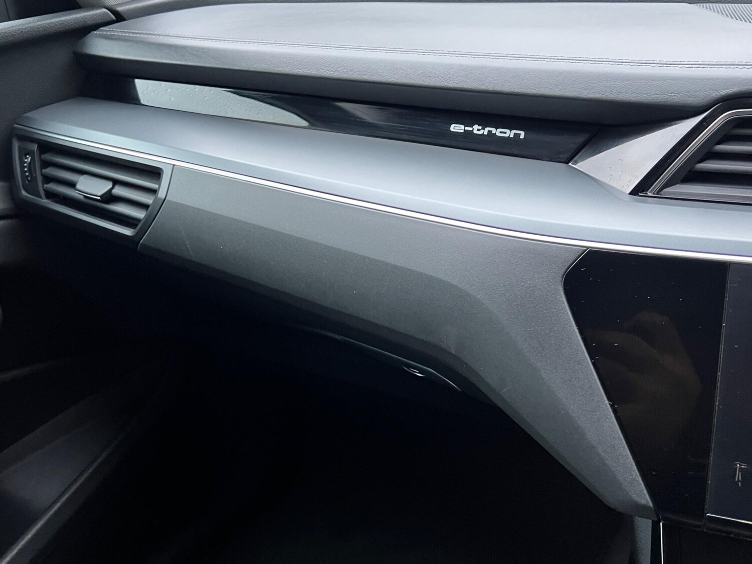 Used Audi e-tron 2019 for sale - 77496962: Photo 59