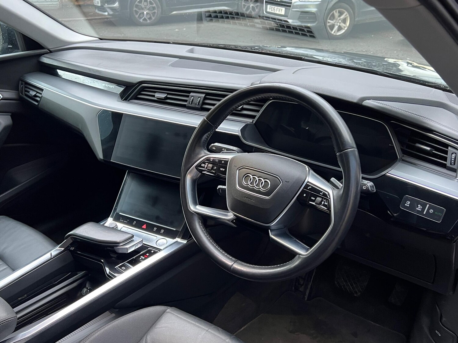 Used Audi e-tron 2019 for sale - 77496962: Photo 60