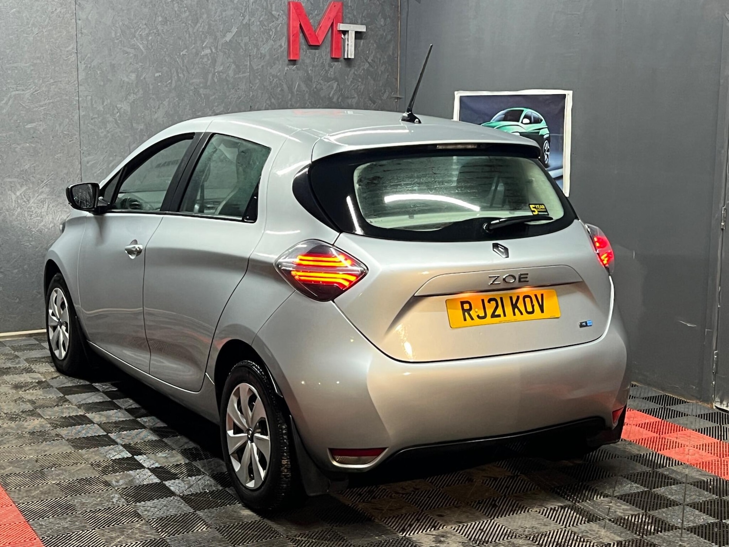 Used Renault Zoe 2021 for sale - 77468428: Photo 11