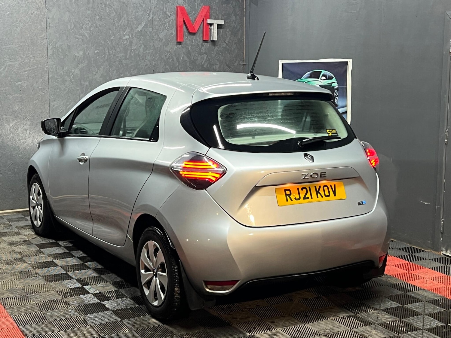 Used Renault Zoe 2021 for sale - 77468428: Photo 3