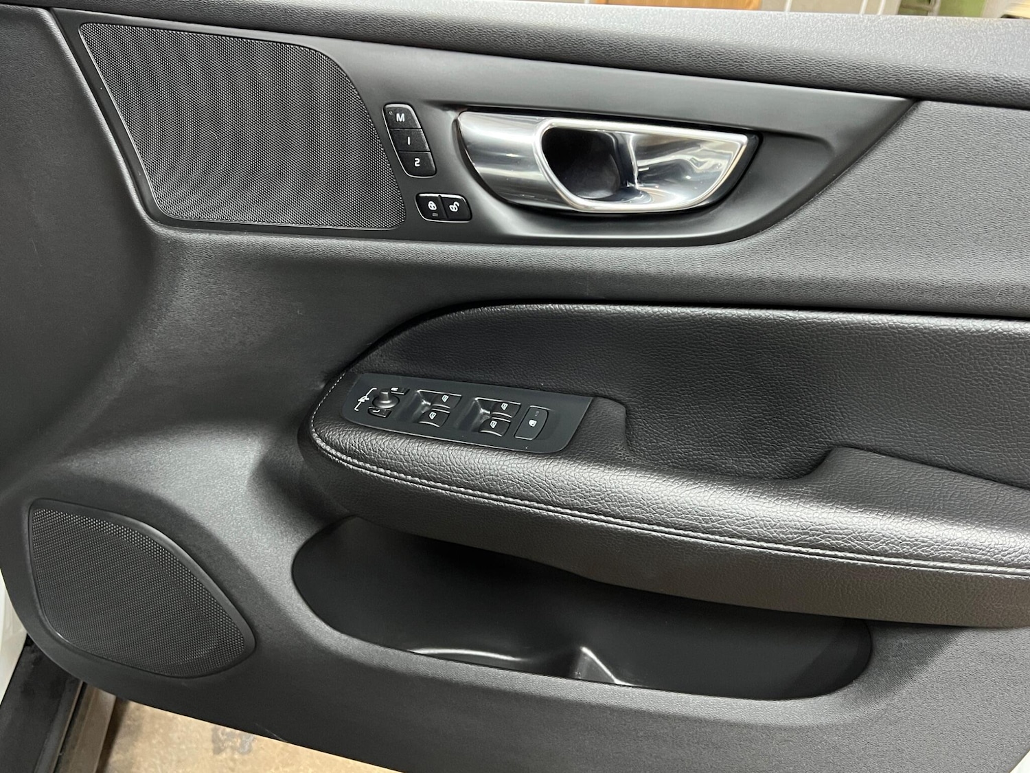 Used Volvo V60 Cross Country for sale - 77783431: Photo 41