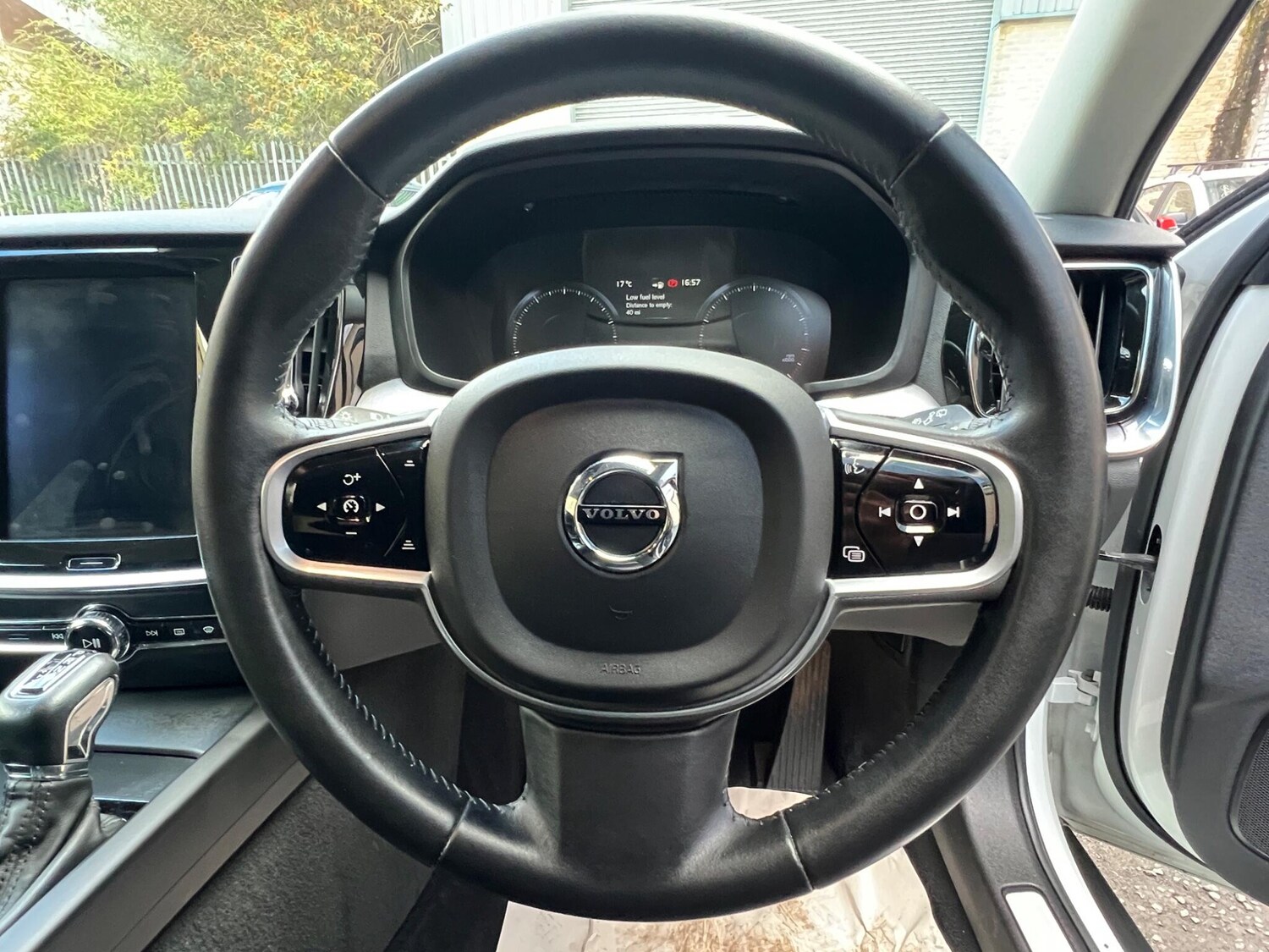 Used Volvo V60 Cross Country for sale - 77783431: Photo 54