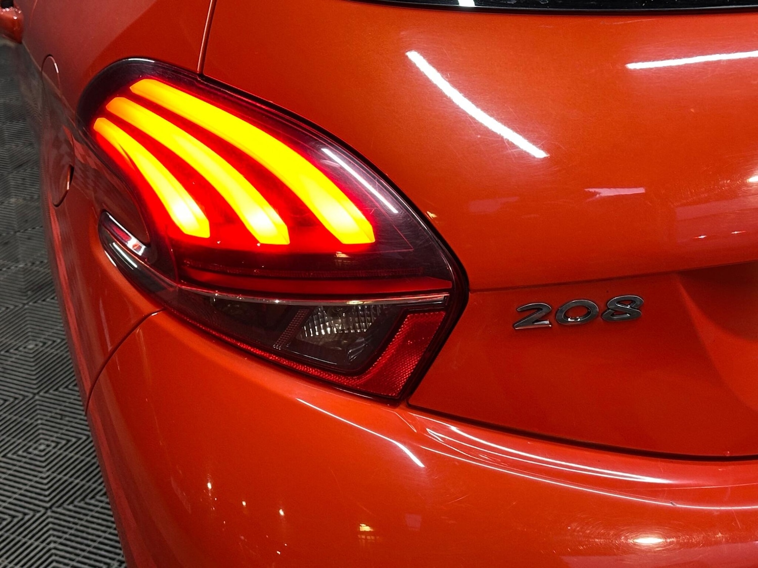 Used Peugeot 208 2015 for sale - 77091115: Photo 23