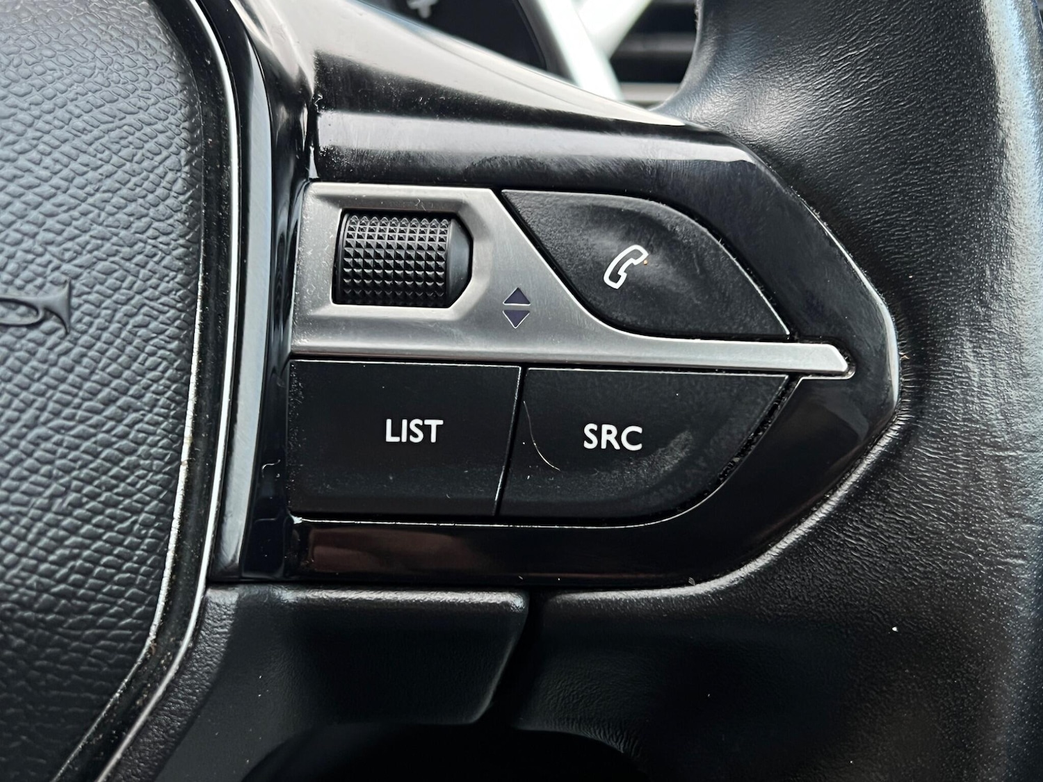 Used Peugeot 3008 2021 for sale - 77238496: Photo 23