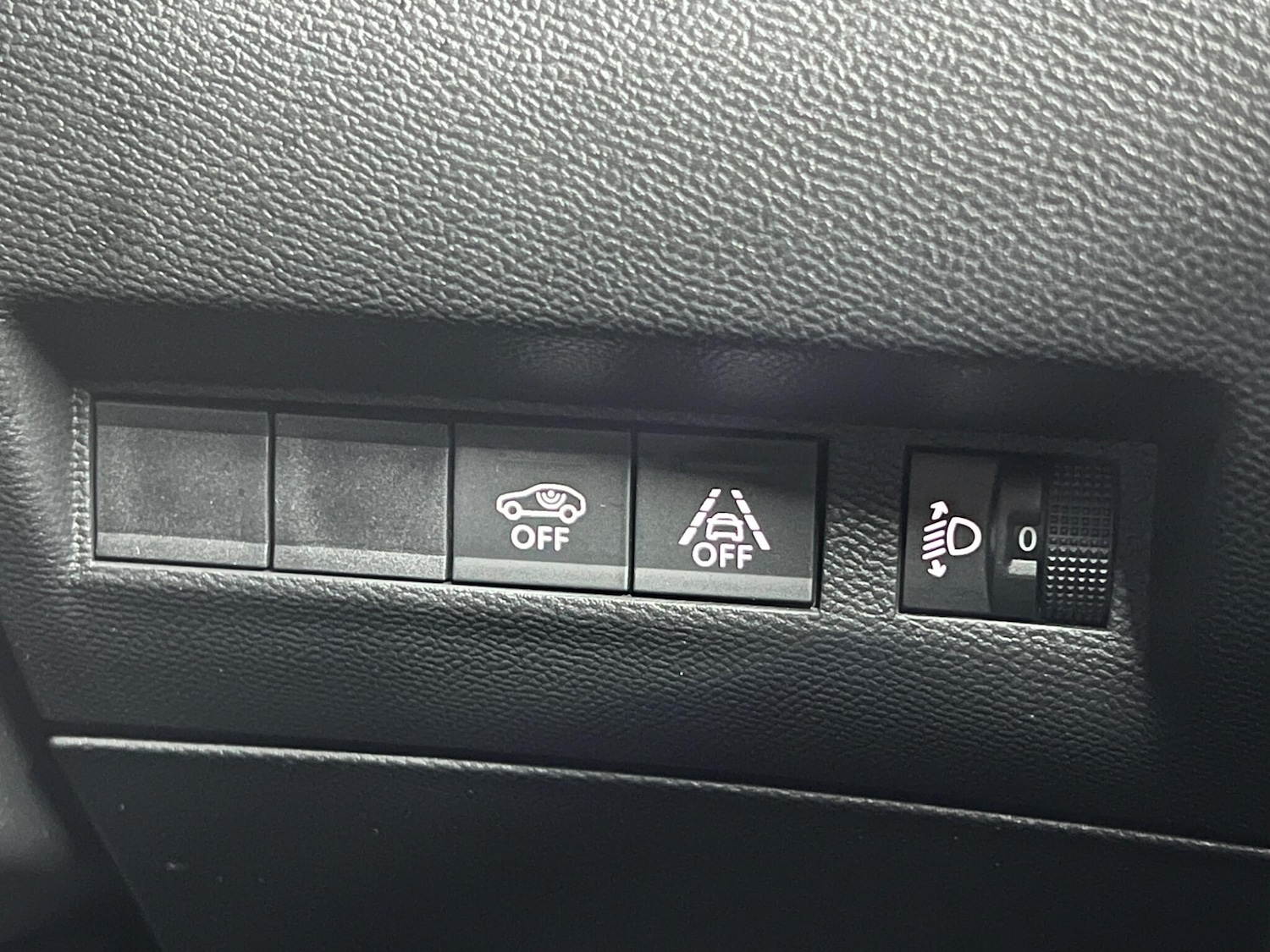 Used Peugeot 2008 2020 for sale - 78127360: Photo 20