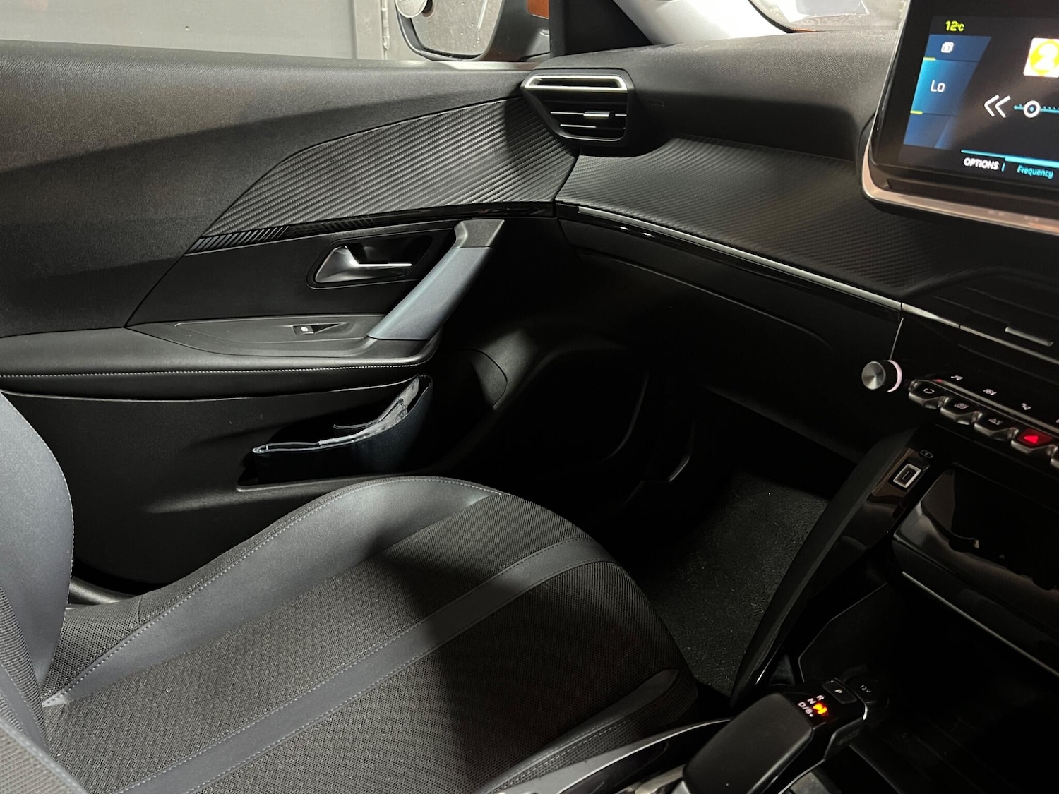 Used Peugeot 2008 2020 for sale - 78127360: Photo 24