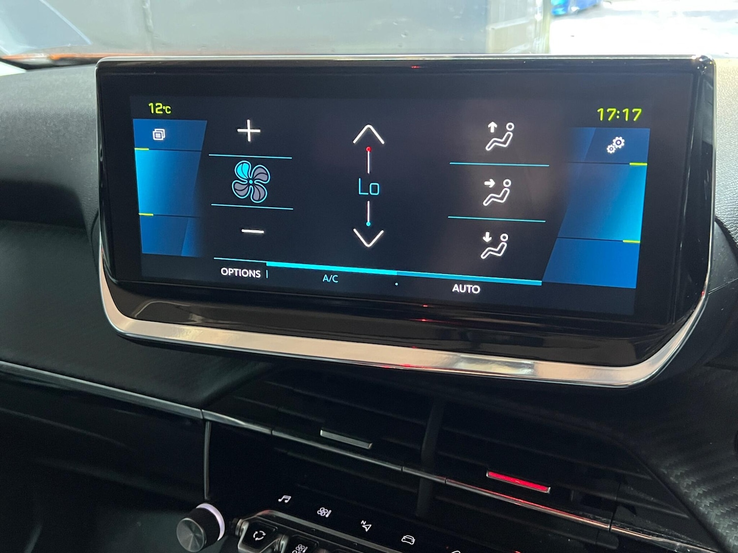 Used Peugeot 2008 2020 for sale - 78127360: Photo 31