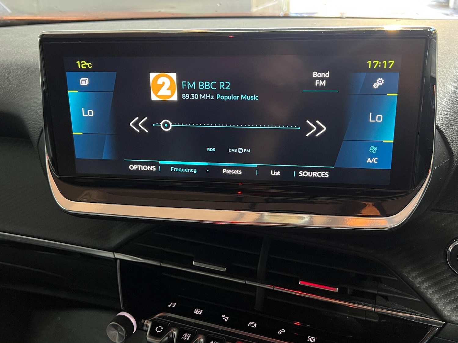 Used Peugeot 2008 2020 for sale - 78127360: Photo 32