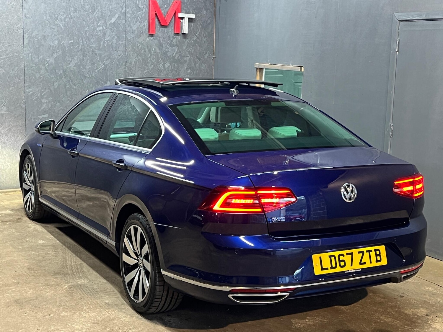Used Volkswagen Passat 2017 for sale - 76200893: Photo 10
