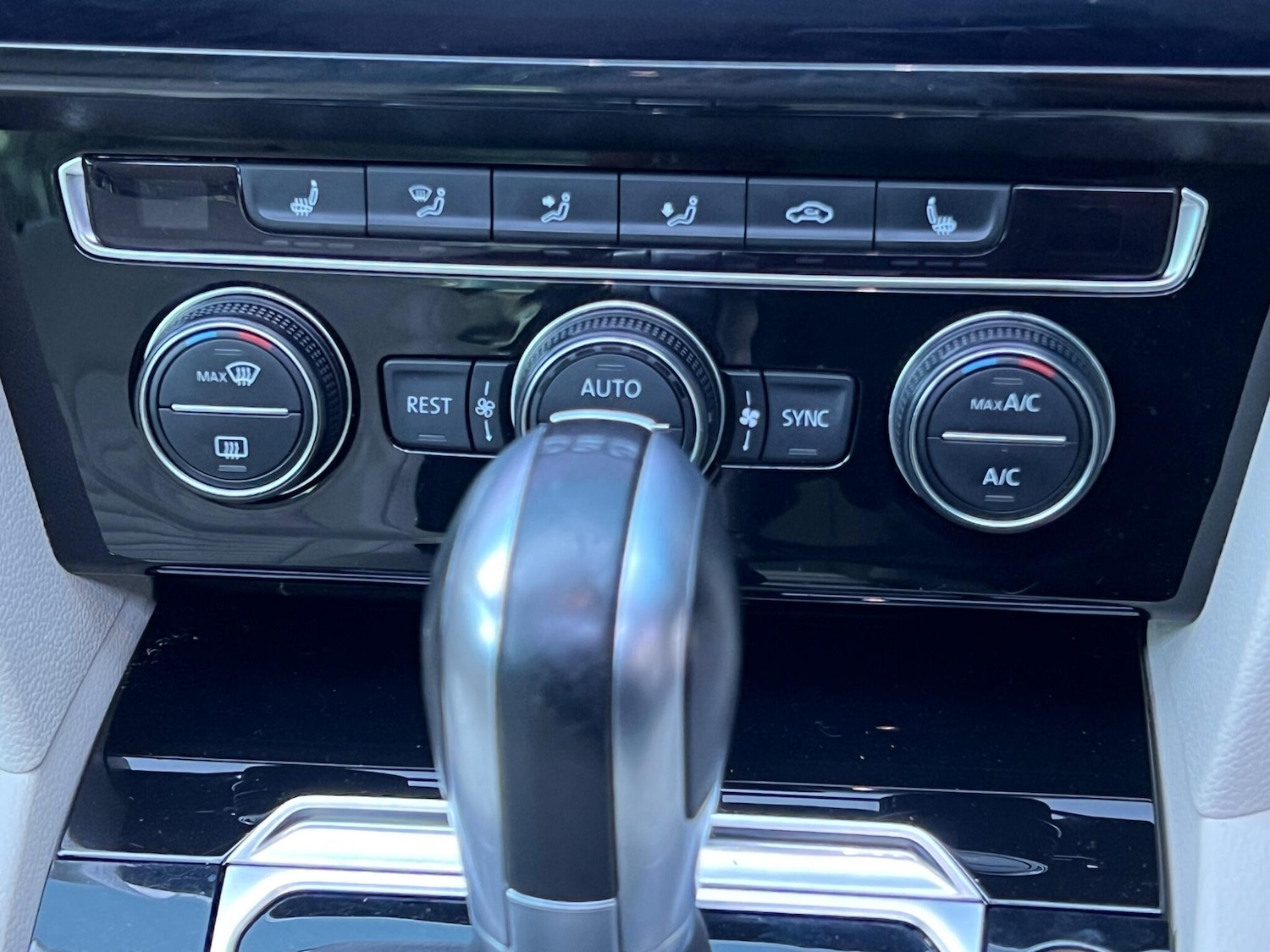 Used Volkswagen Passat 2017 for sale - 76200893: Photo 27
