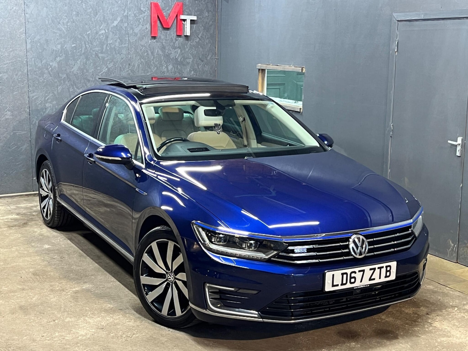 Used Volkswagen Passat 2017 for sale - 76200893: Photo 6