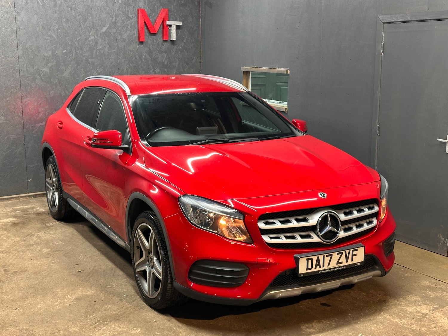 Used Mercedes-Benz GLA 2017 for sale - 76409388: Photo 2