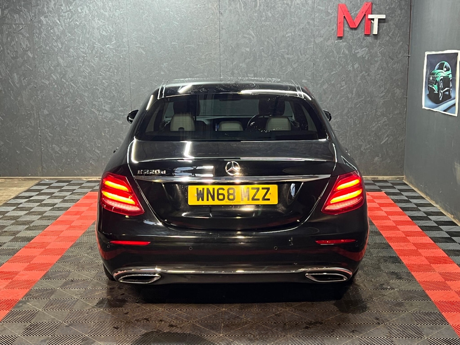 Used Mercedes-Benz E Class for sale - 77242355: Photo 14