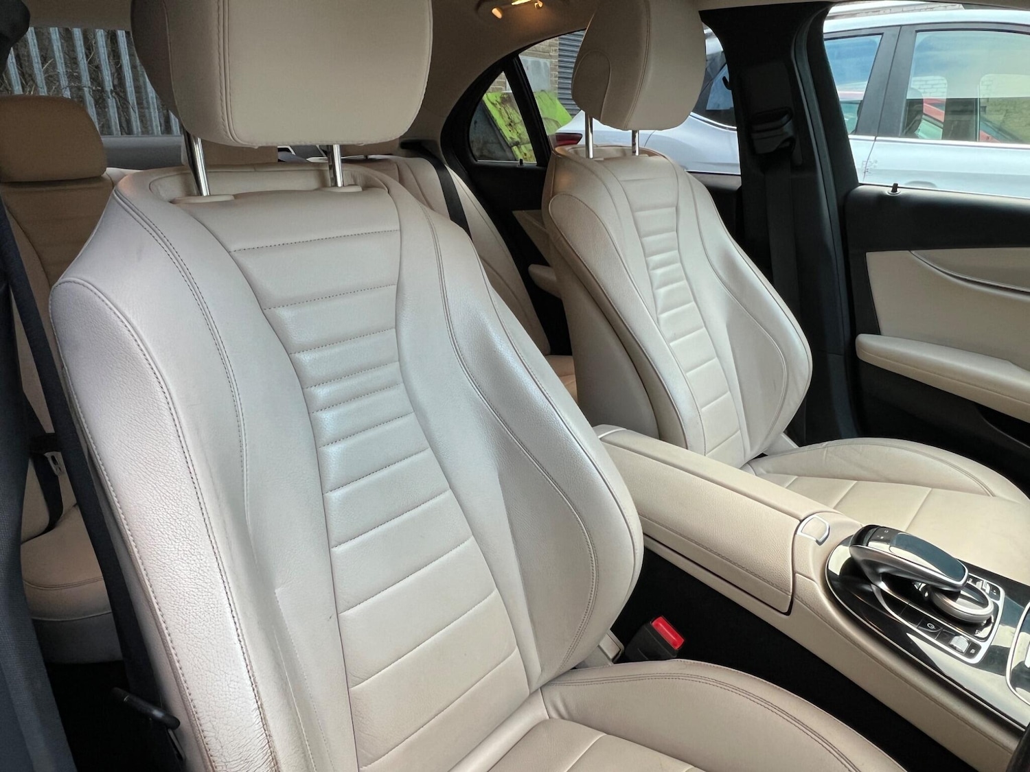 Used Mercedes-Benz E Class for sale - 77242355: Photo 19