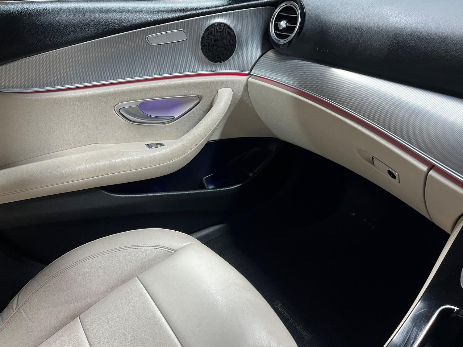 Used Mercedes-Benz E Class for sale - 77242355: Photo 50