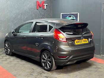 Used Ford Fiesta 2016 for sale - 79280087: Photo
