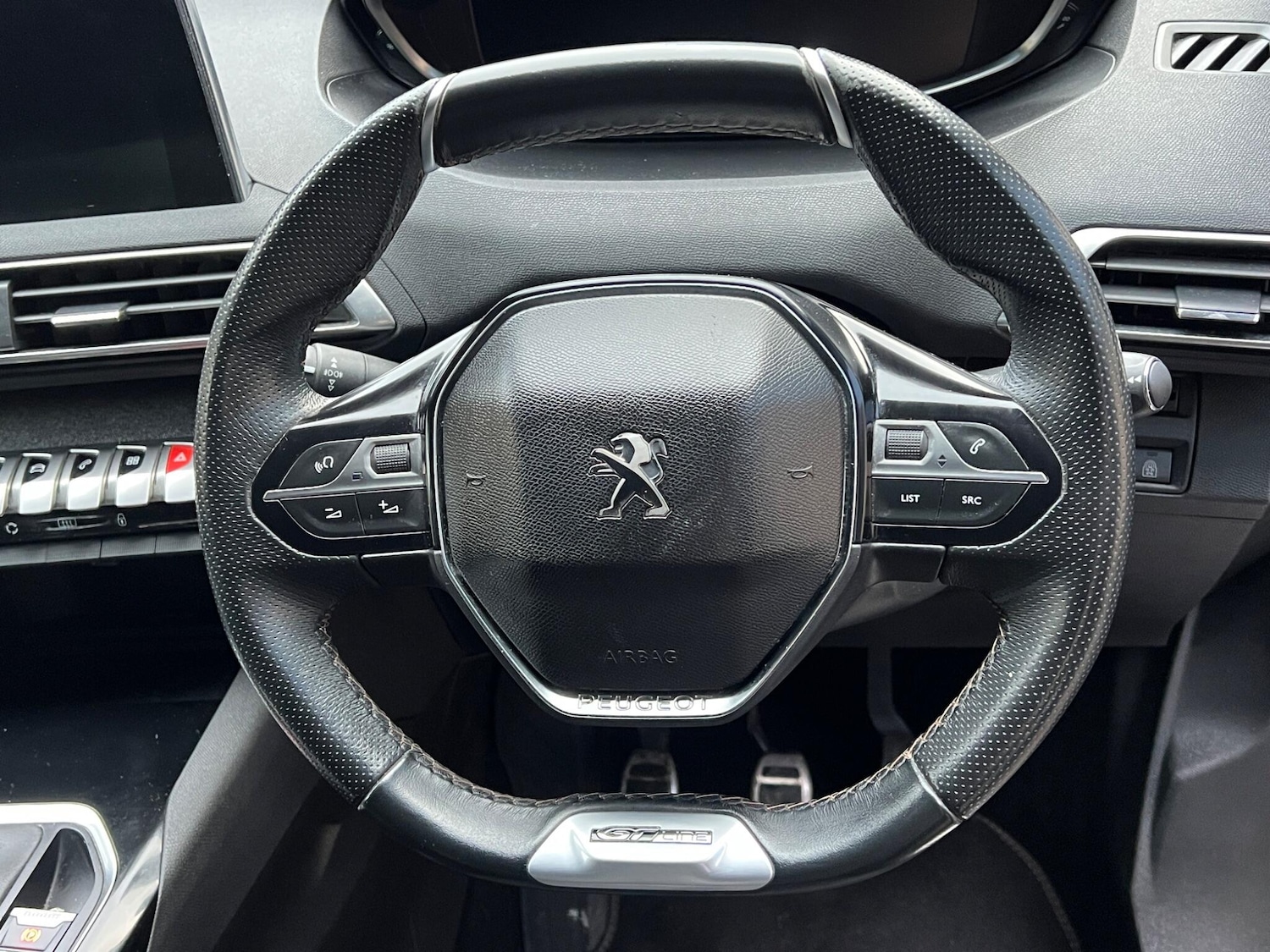 Used Peugeot 3008 2018 for sale - 76839490: Photo 38