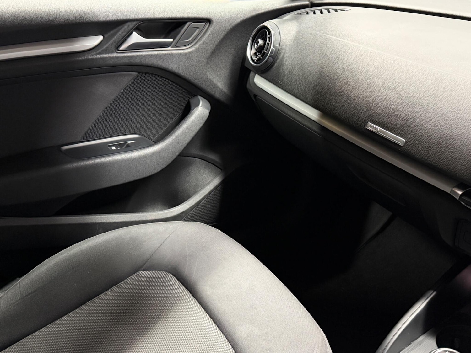 Used Audi A3 2017 for sale - 78204361: Photo 48