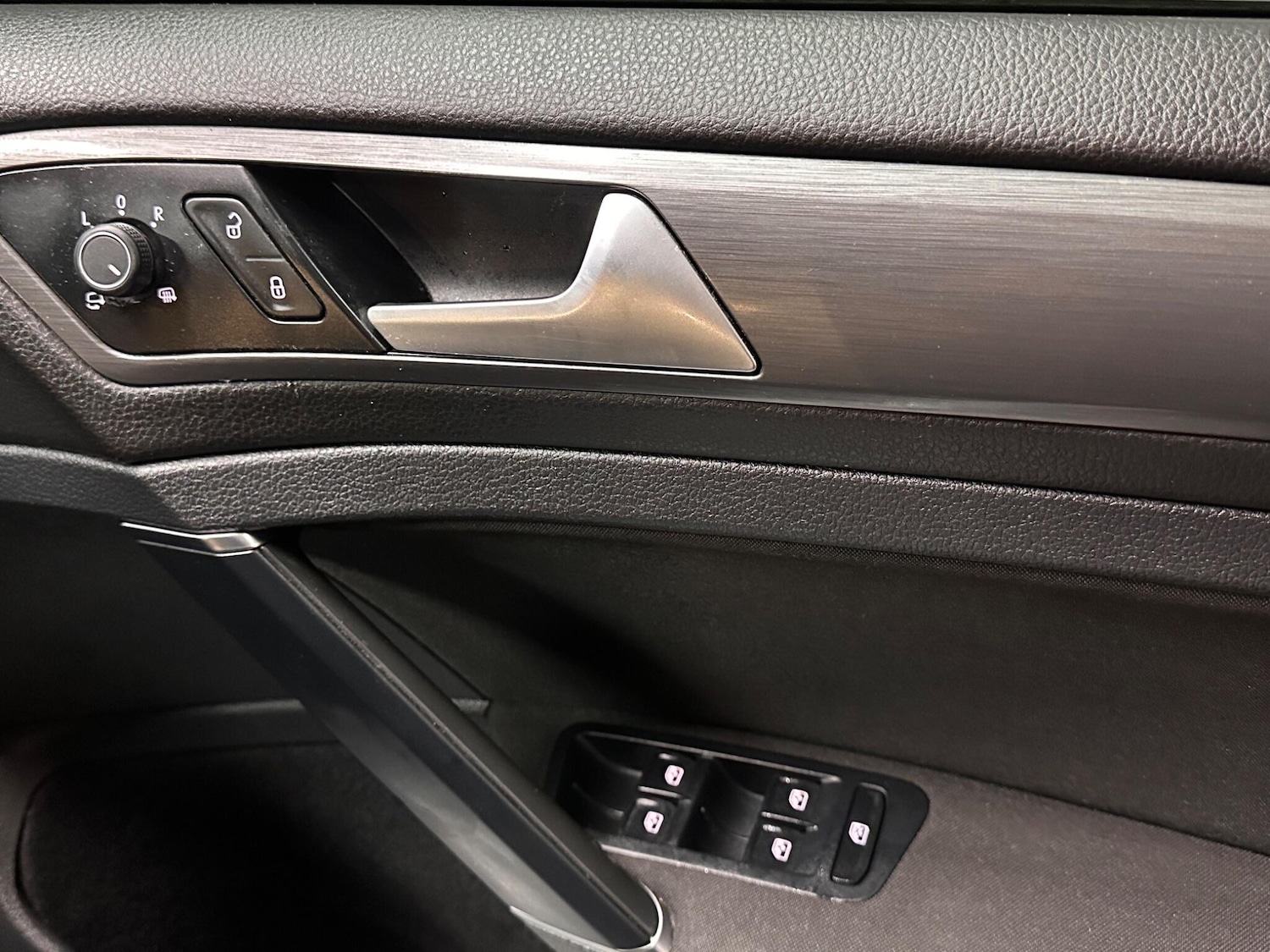 Used Volkswagen Golf 2019 for sale - 76371397: Photo 27