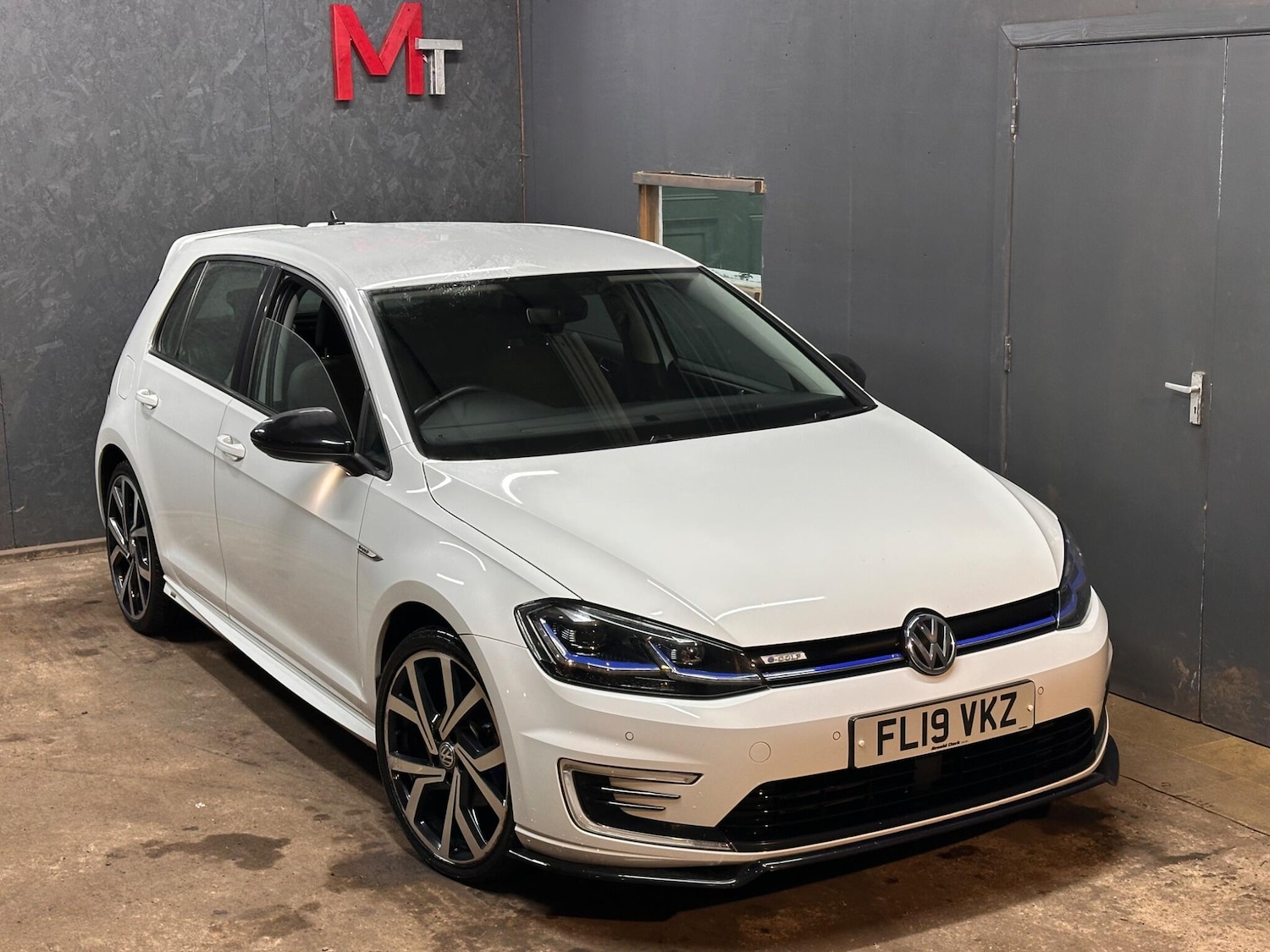 Used Volkswagen Golf 2019 for sale - 76371397: Photo 6