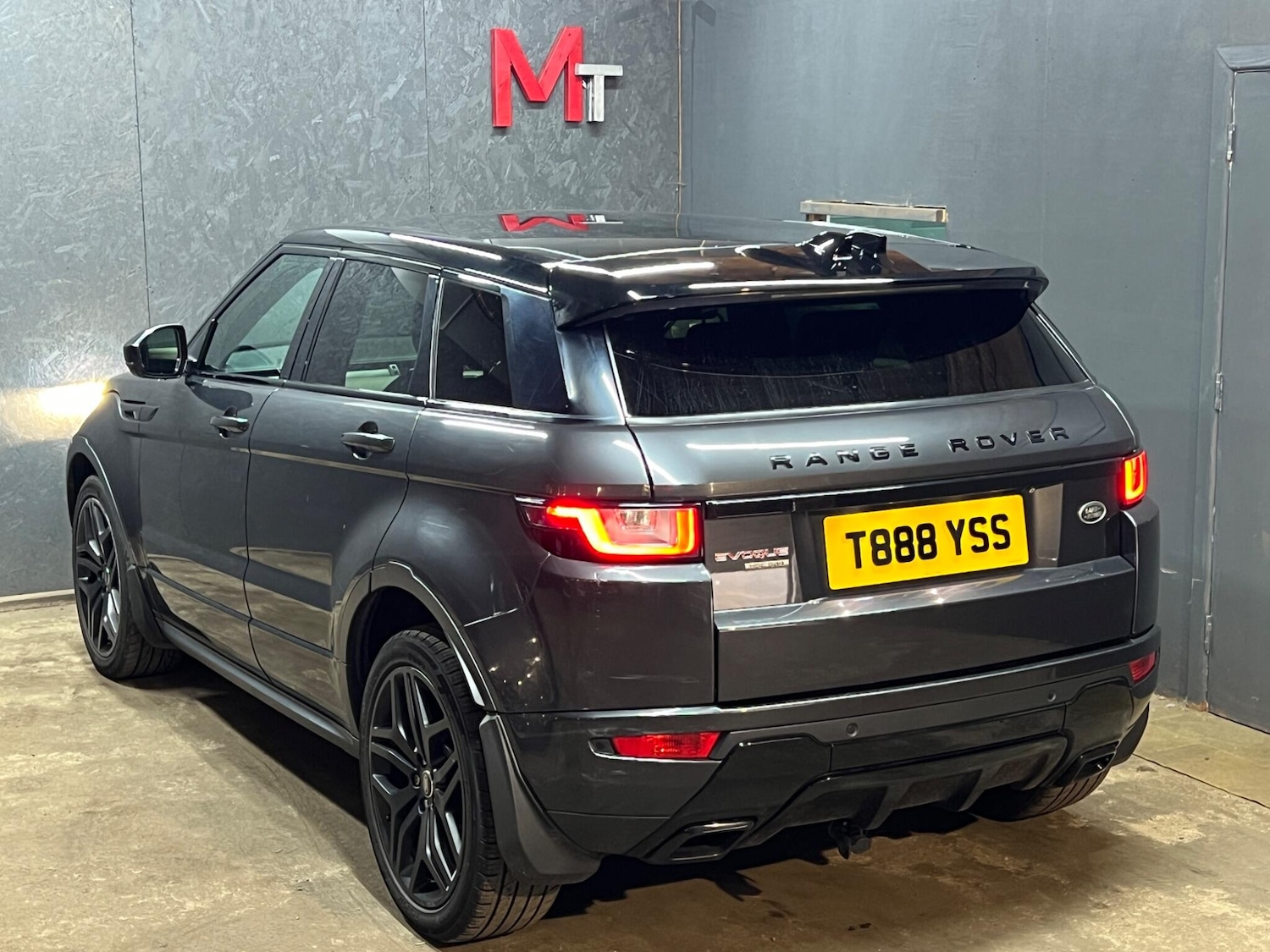 Used Land Rover Range Rover Evoque 2017 for sale - 76122181: Photo 17