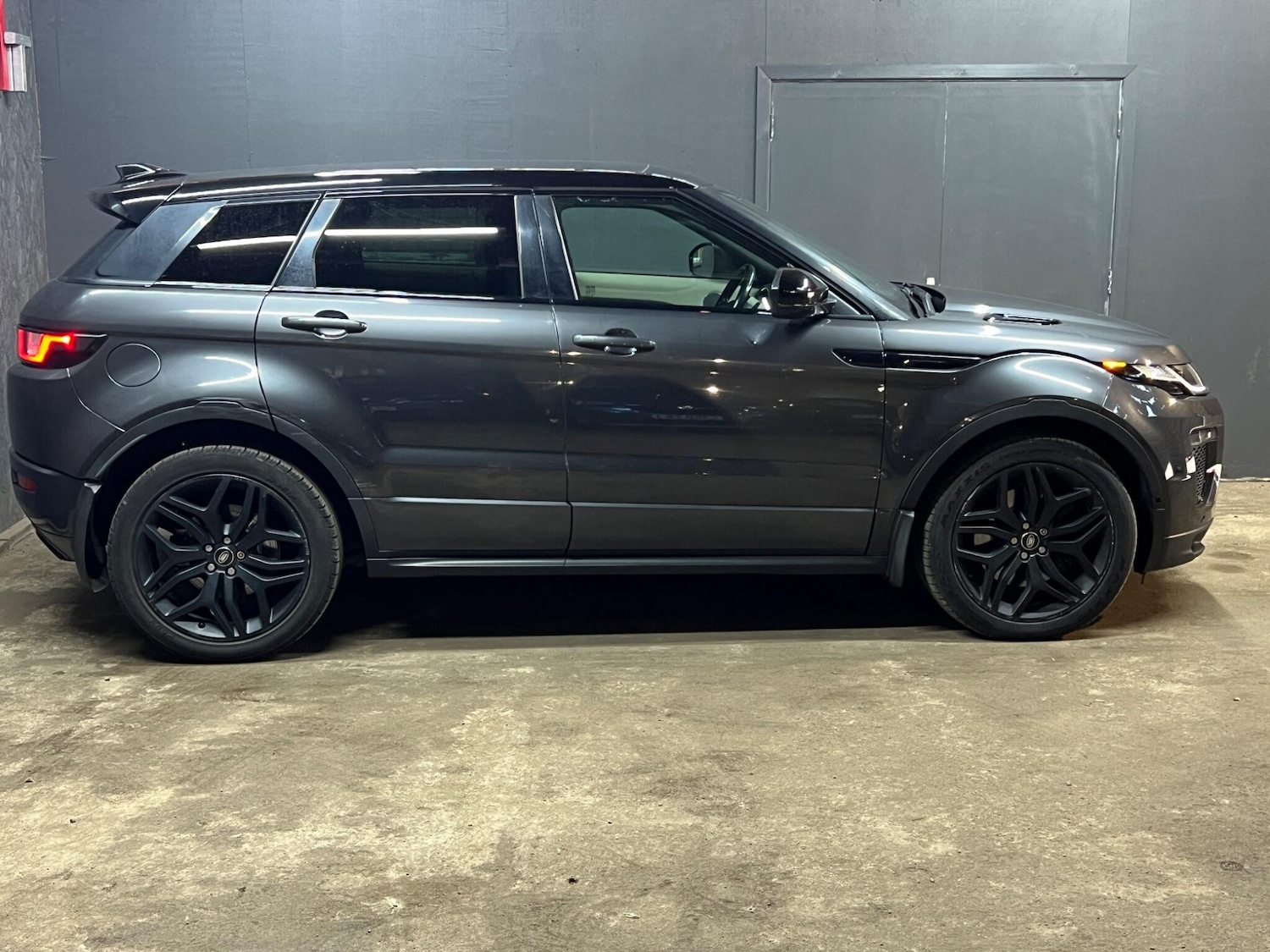 Used Land Rover Range Rover Evoque 2017 for sale - 76122181: Photo 20