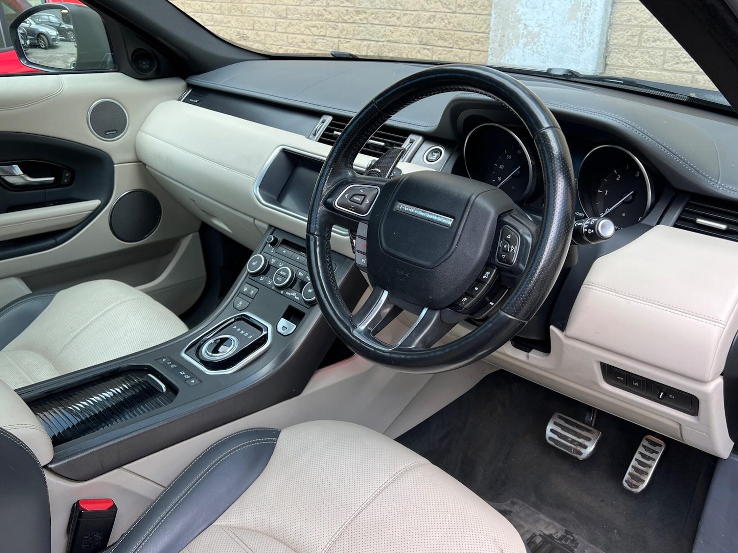 Used Land Rover Range Rover Evoque 2017 for sale - 76122181: Photo 24