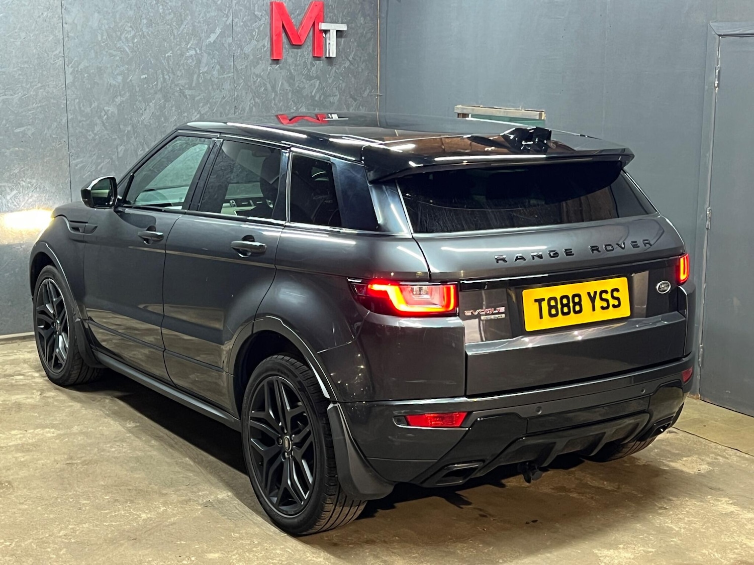 Used Land Rover Range Rover Evoque 2017 for sale - 76122181: Photo 3