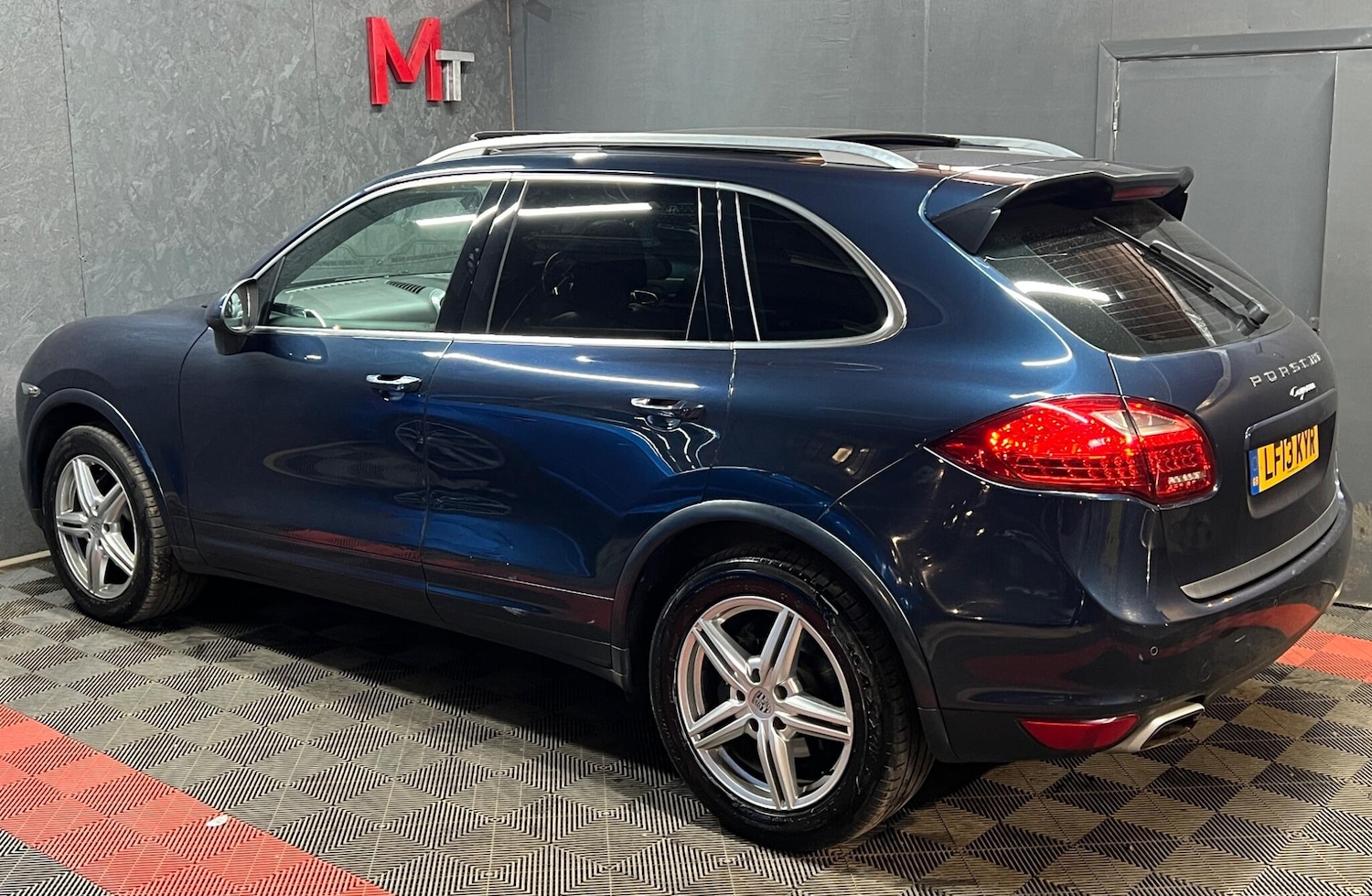 Used Porsche Cayenne for sale - 78086989: Photo 10