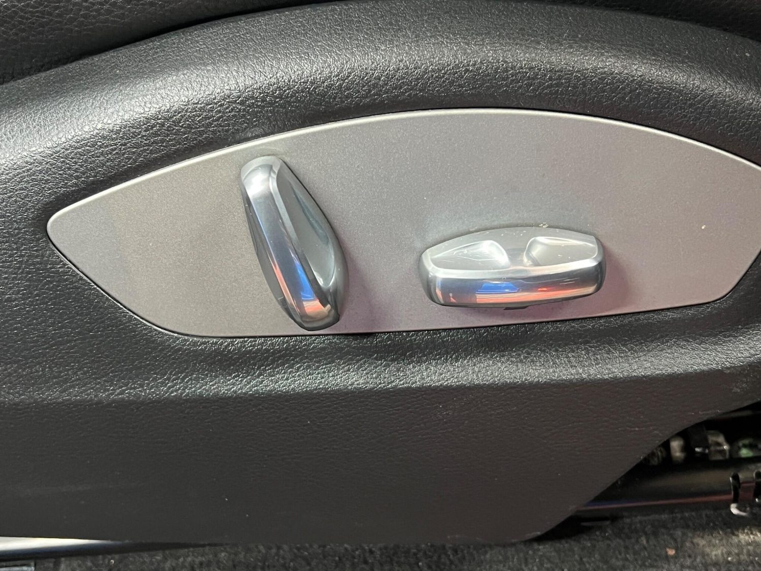 Used Porsche Cayenne for sale - 78086989: Photo 51