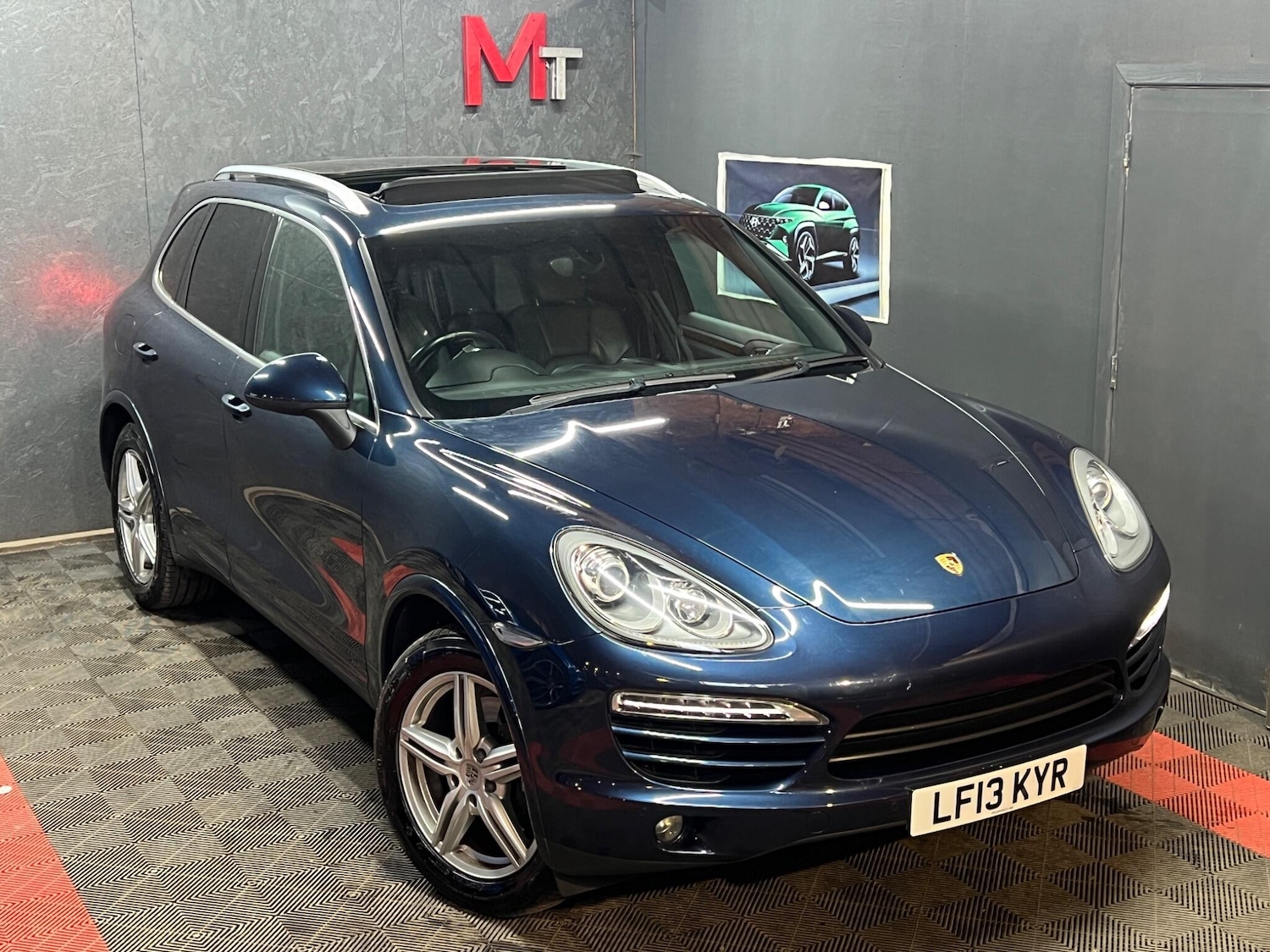 Used Porsche Cayenne for sale - 78086989: Photo 6