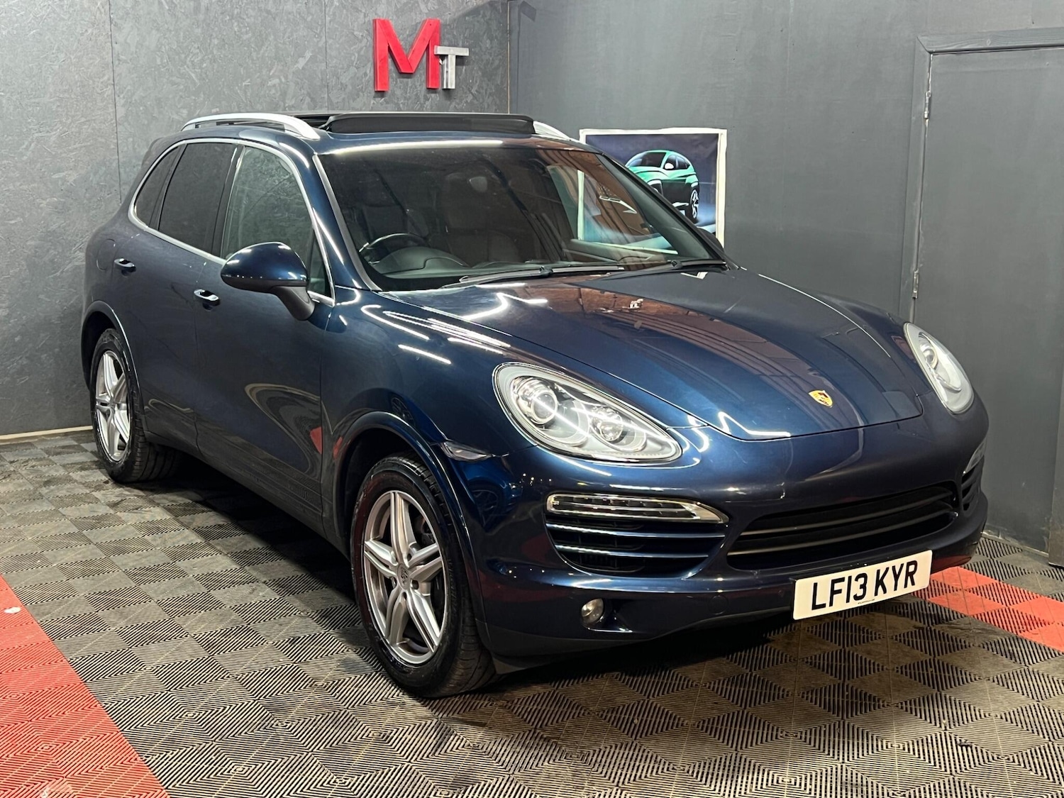 Used Porsche Cayenne for sale - 78086989: Photo 8
