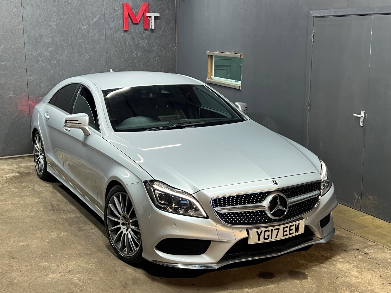 Used Mercedes-Benz CLS 2017 for sale - 76032073: Photo 1