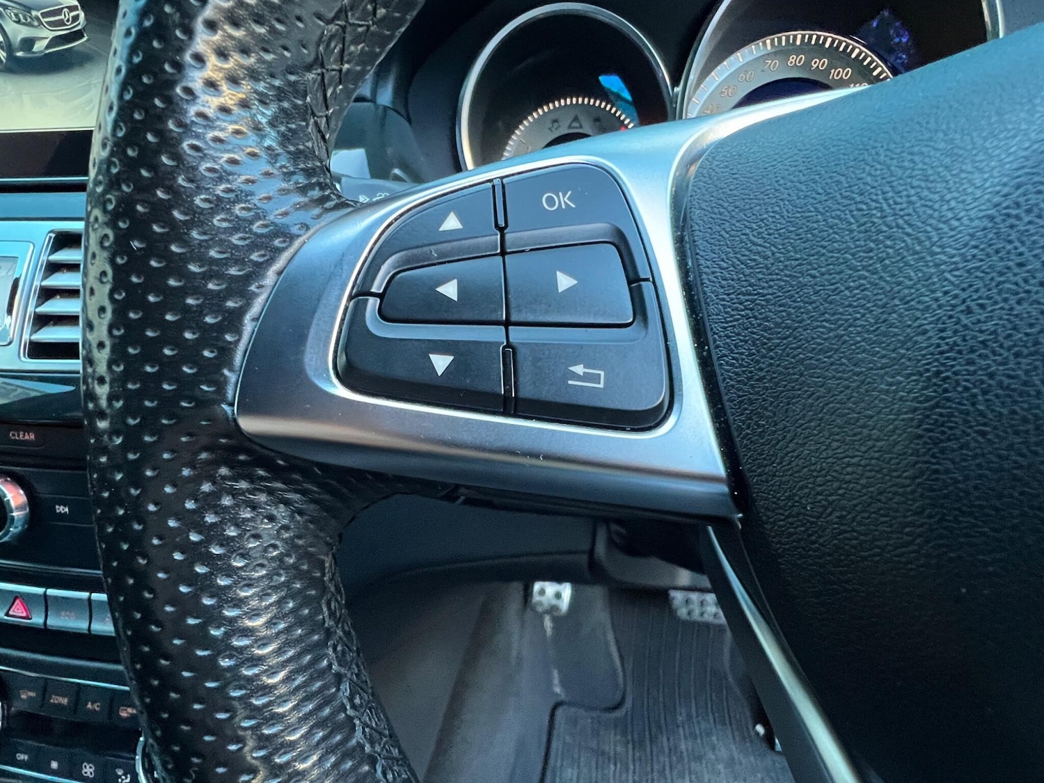 Used Mercedes-Benz CLS 2017 for sale - 76032073: Photo 30