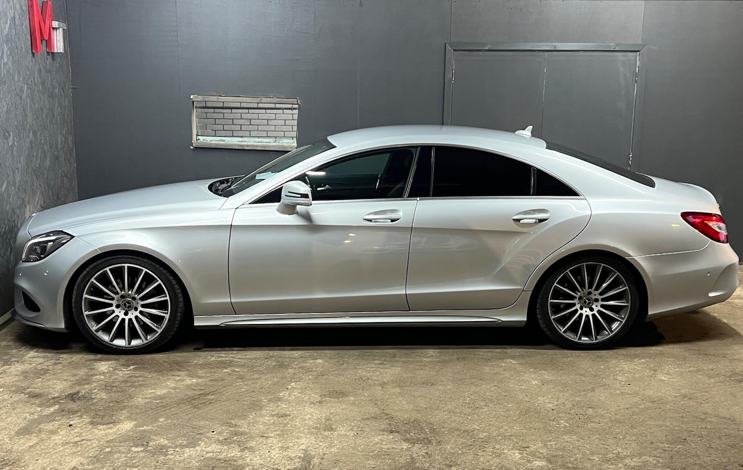 Used Mercedes-Benz CLS 2017 for sale - 76032073: Photo 4