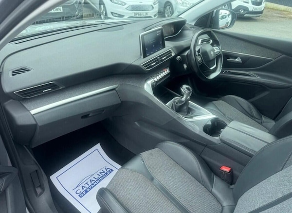 Used Peugeot 3008 2017 for sale - 76201013: Photo 16