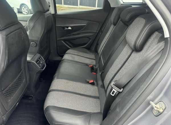 Used Peugeot 3008 2017 for sale - 76201013: Photo 19