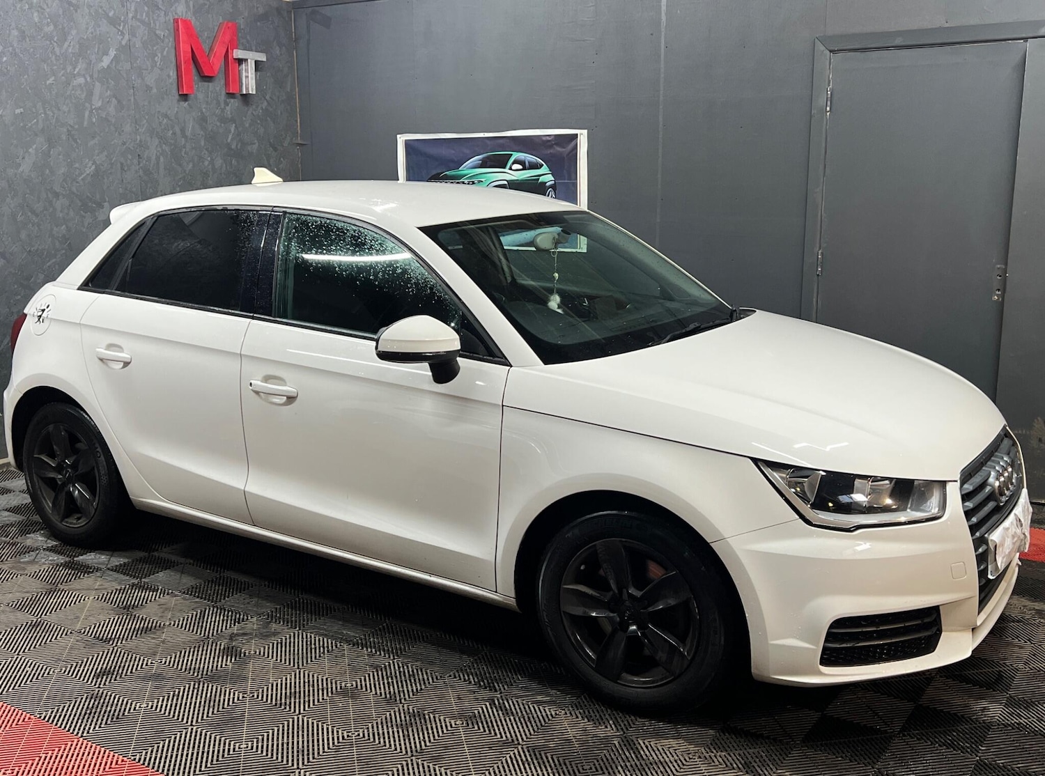 Used Audi A1 for sale - 77853657: Photo 8