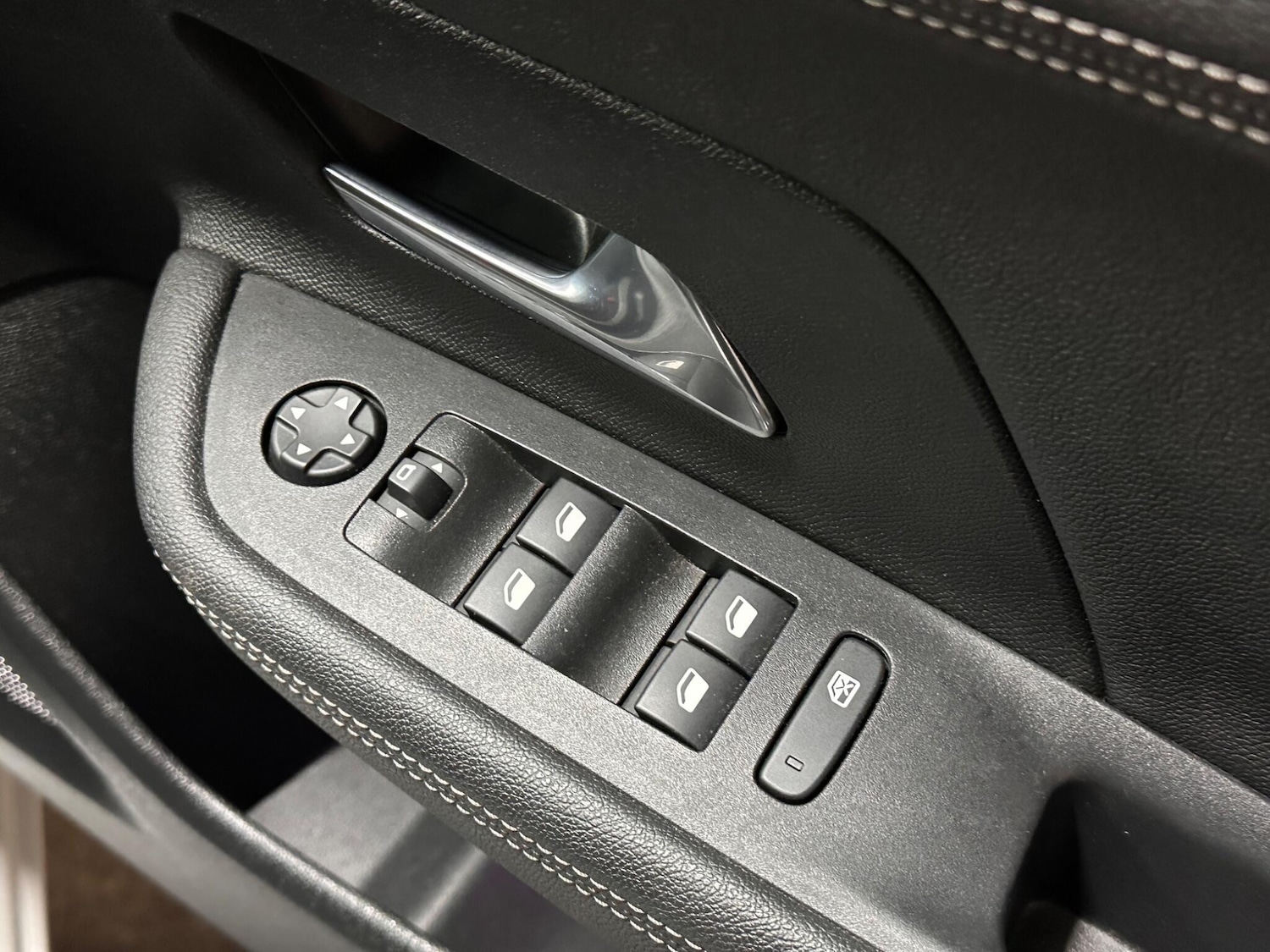 Used Vauxhall Mokka 2024 for sale - 76701273: Photo 14