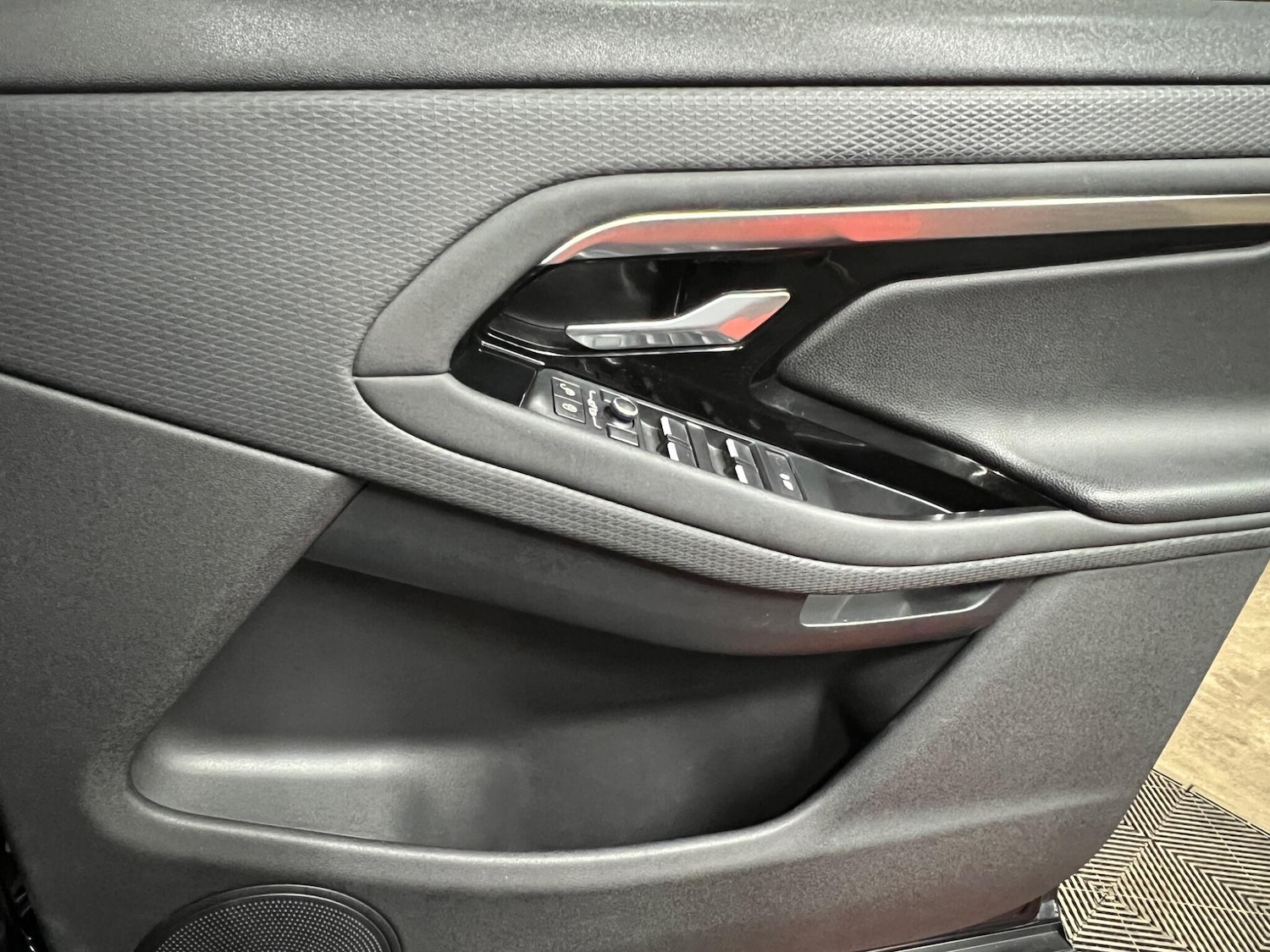 Used Land Rover Range Rover Evoque 2020 for sale - 77040661: Photo 31